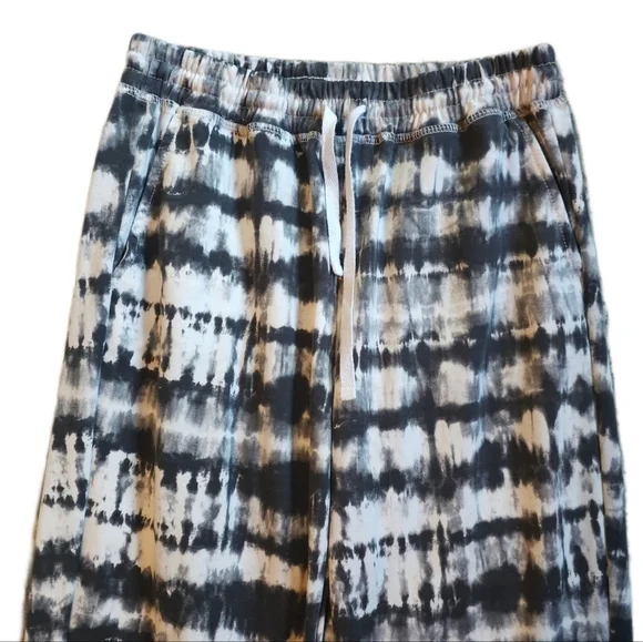 LuLaRoe Black and White Tie Dye Jogger Sweatpants Small - Picture 2 of 3